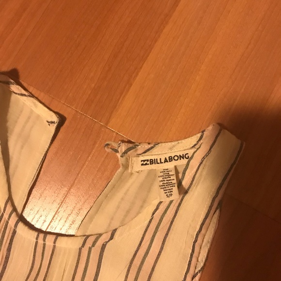 Billabong dress - Picture 2 of 4